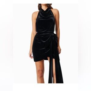 New ELLIATT Solene mini dress cocktail $258 Sz small revolve velvet halter